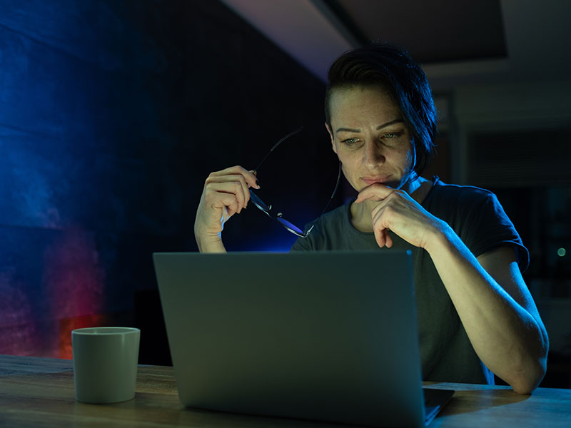 woman with laptop